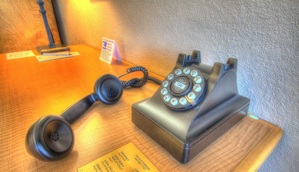 Super 8 By Wyndham Florence Or Екстериор снимка